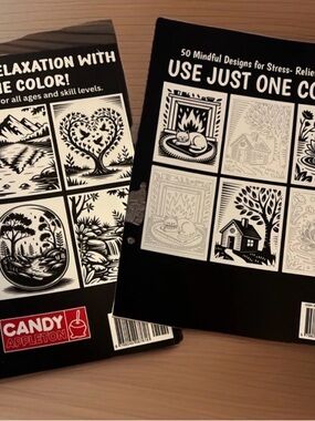 2 Black and White Coloring books by Candy Appleton #81